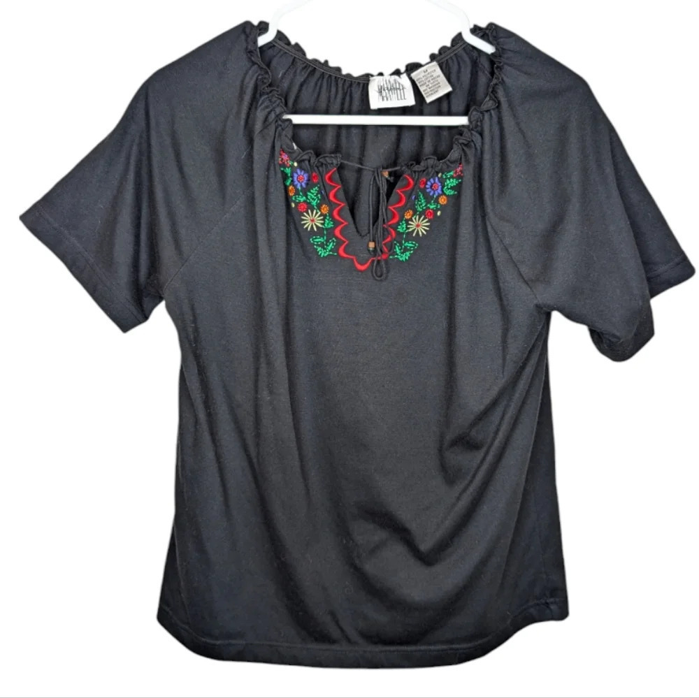 Vintage Jason Maxwell Black Ruffle Floral Embroidered Neck Line T Shirt Medium